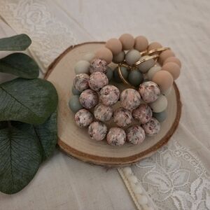 Delicate Floral Wristlet Keychain